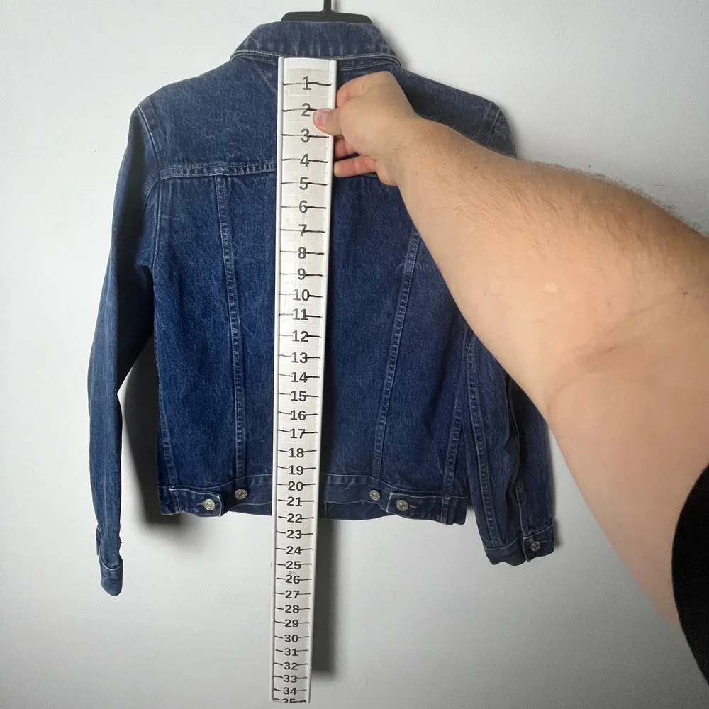 Tommy Hilfiger sizing reminder
